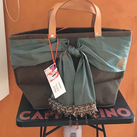 Handbags - Handbag